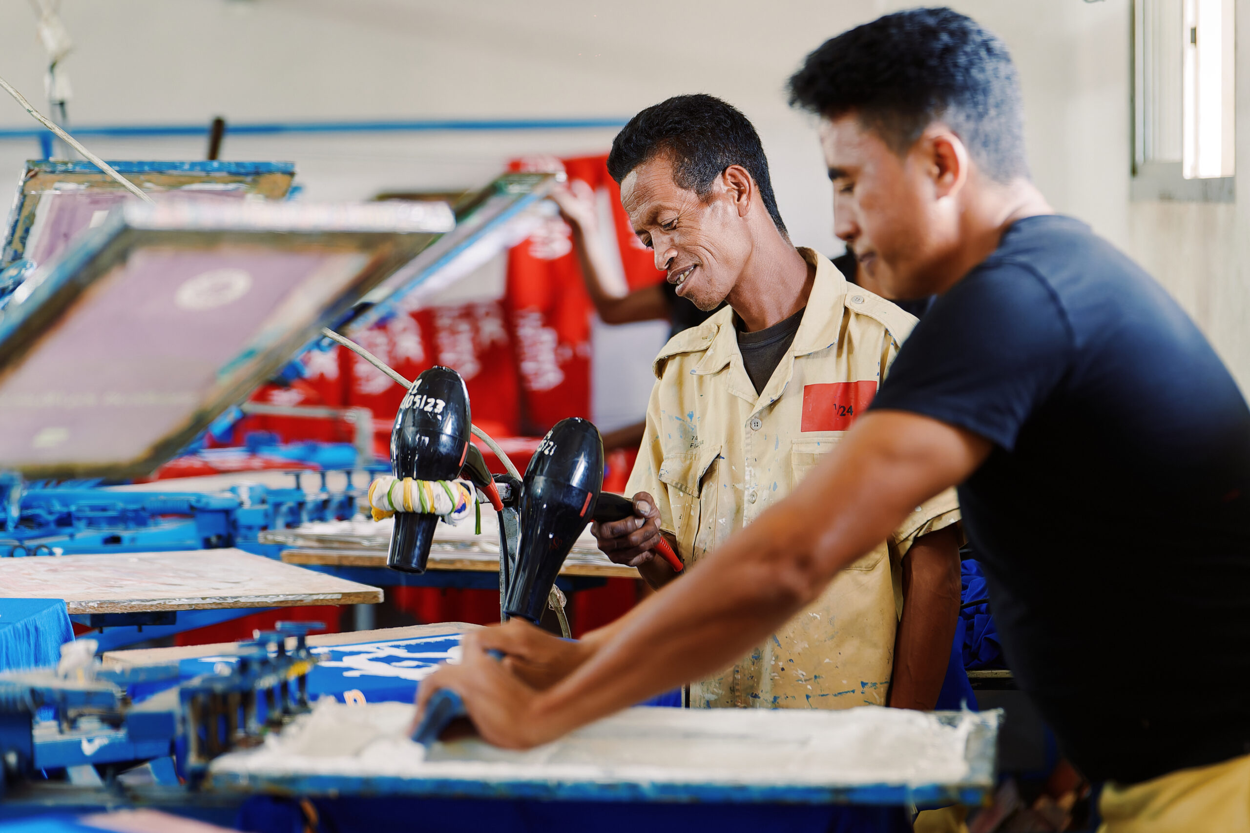Les étapes clés de la confection textile : du croquis au produit fini